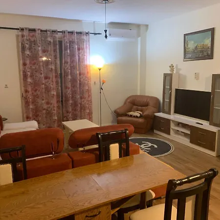Eno Apartment *